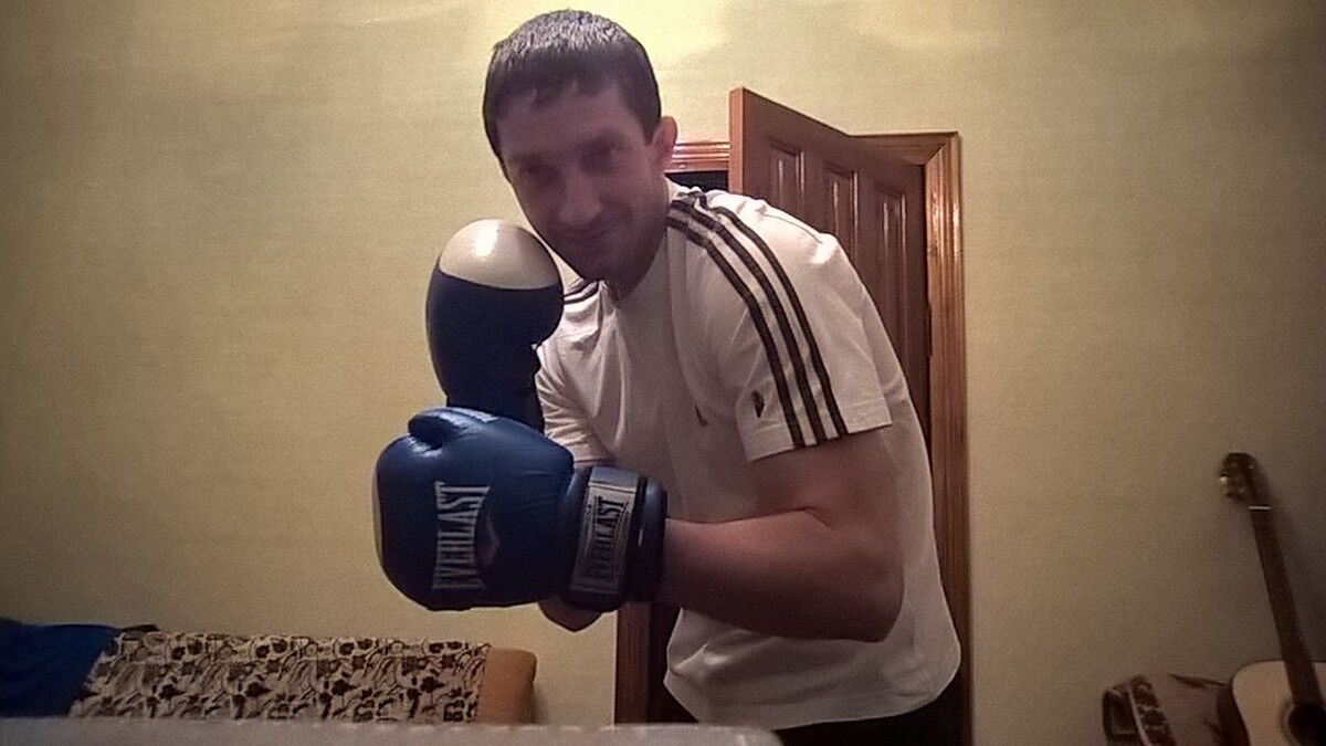  10842528  Arty, 40 ,    