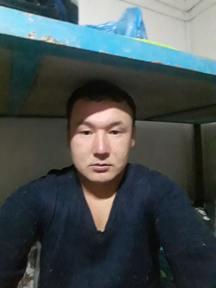  ,   Niazbek, 33 ,   ,   , c 