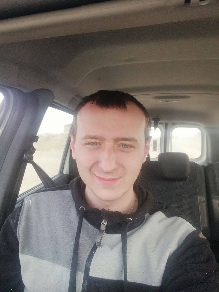  19370058  , 32 ,    
