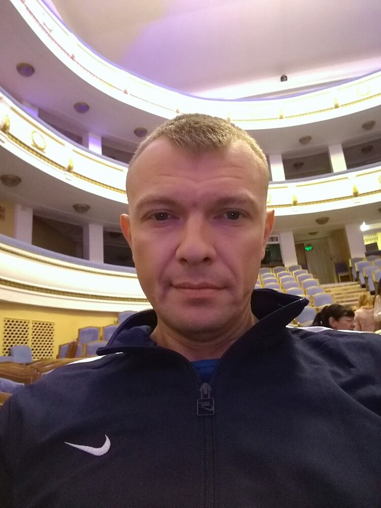  -,   German, 44 ,     , c 