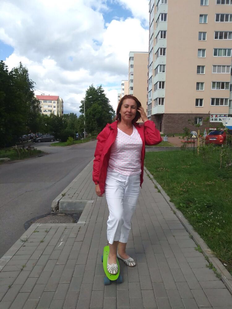  Saint Ann,   Alina, 62 ,   ,   