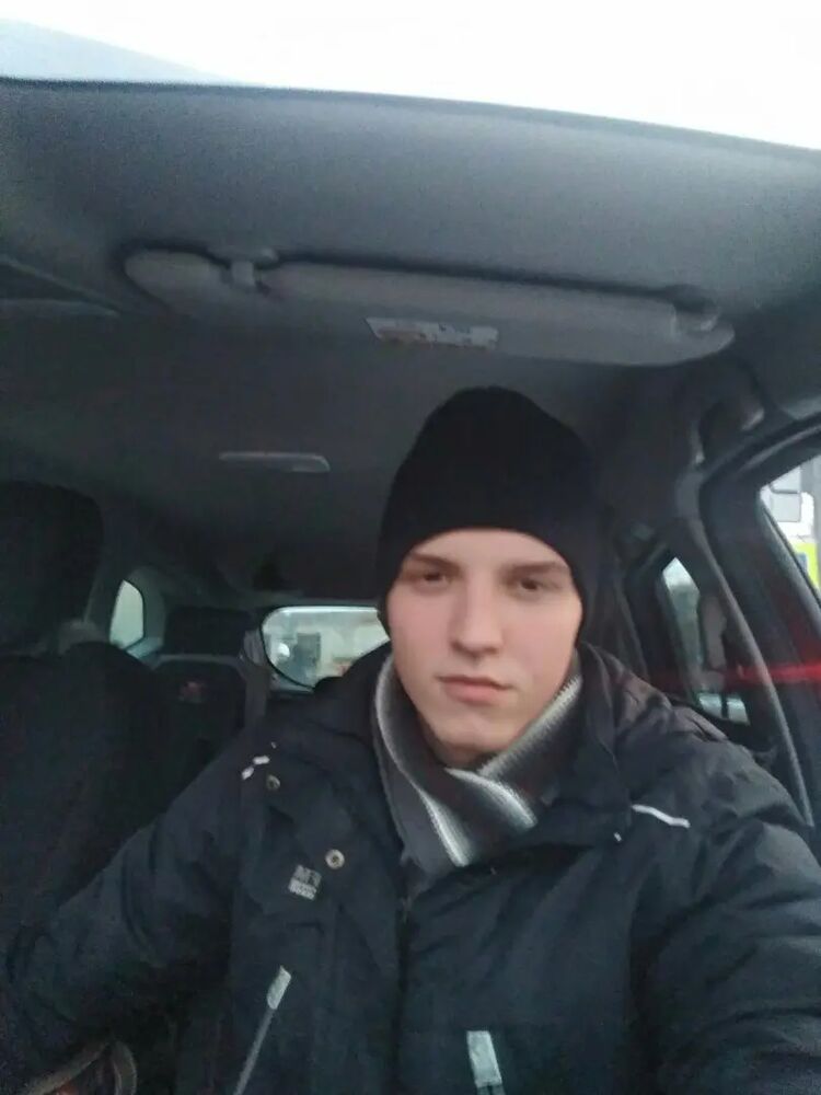  34440258  Igor, 25 ,    