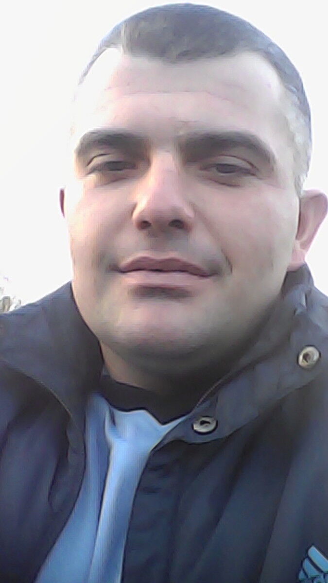  ,   Yroslav, 37 ,   