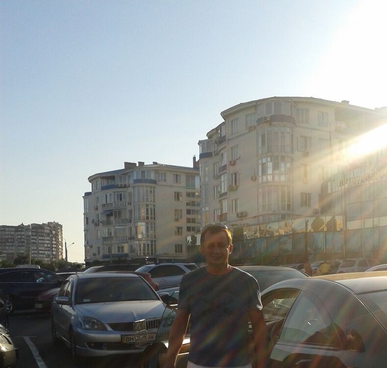  ,   Valeriy, 60 ,  