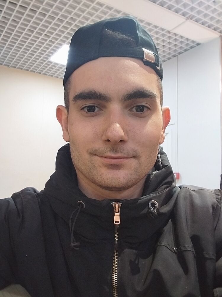  39989008  , 28 ,    