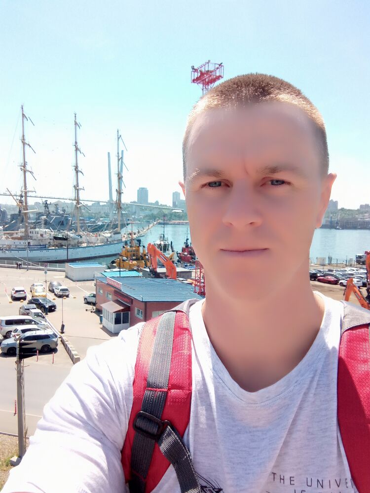  42976268  Vadim, 36 ,    