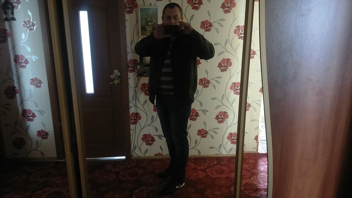  7176618  , 42 ,    
