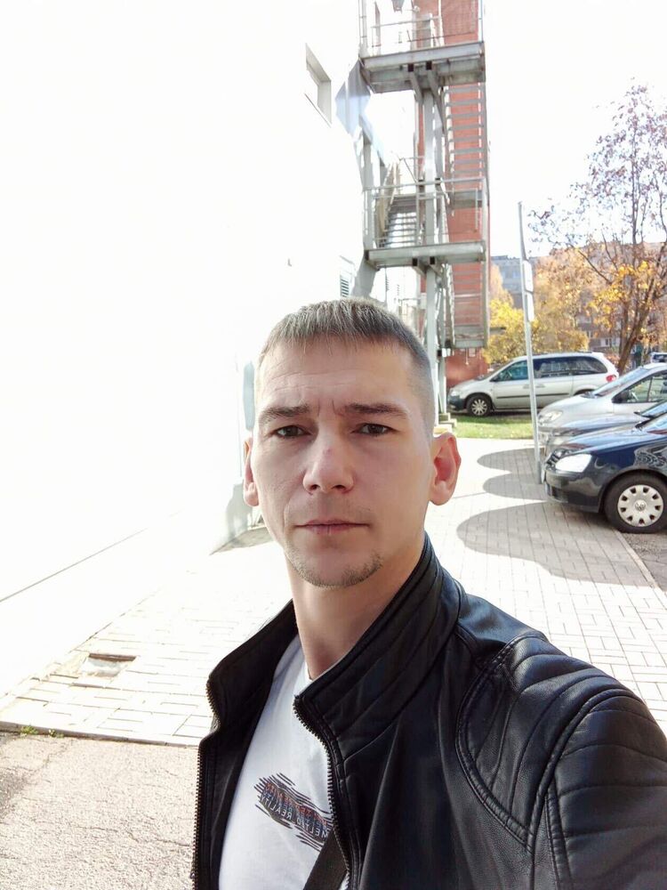  34517768  , 41 ,    