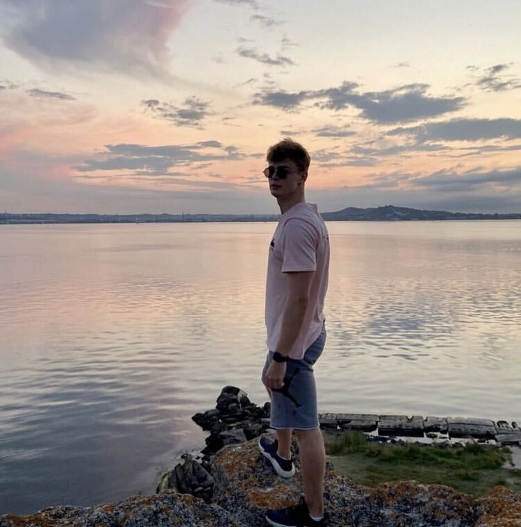  ,   , 28 ,   ,   