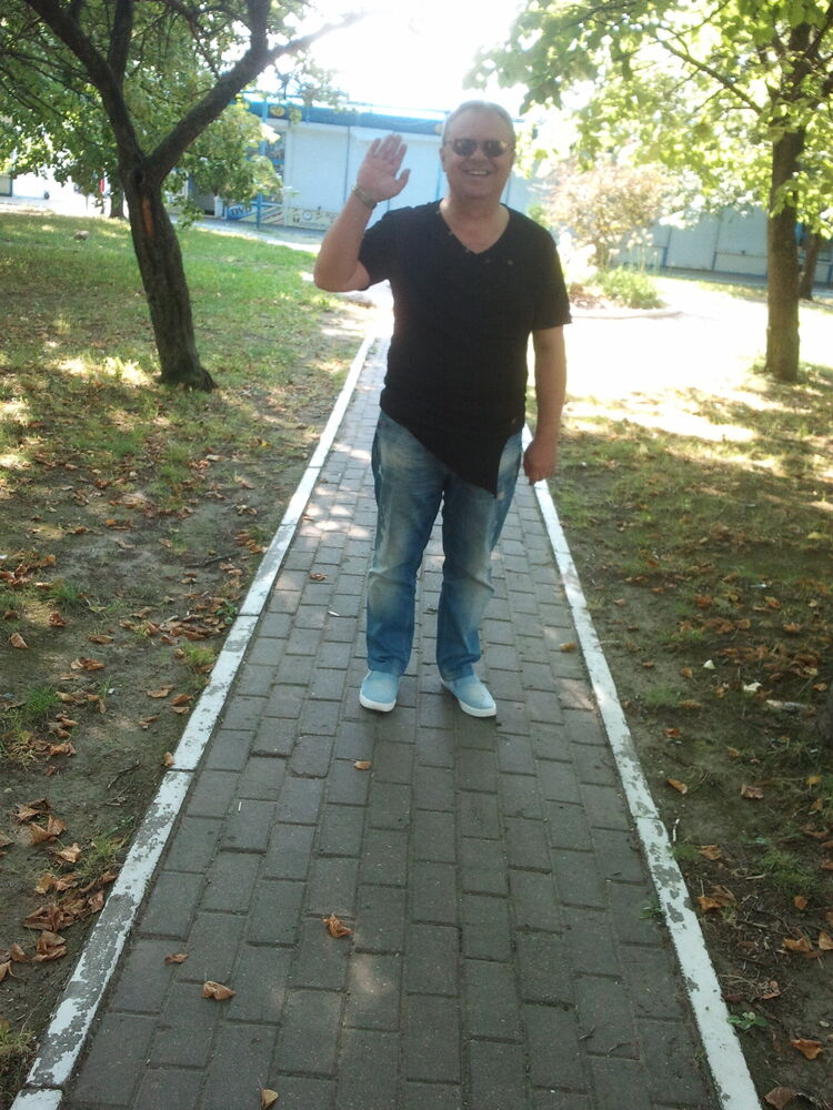  23889488  , 65 ,    