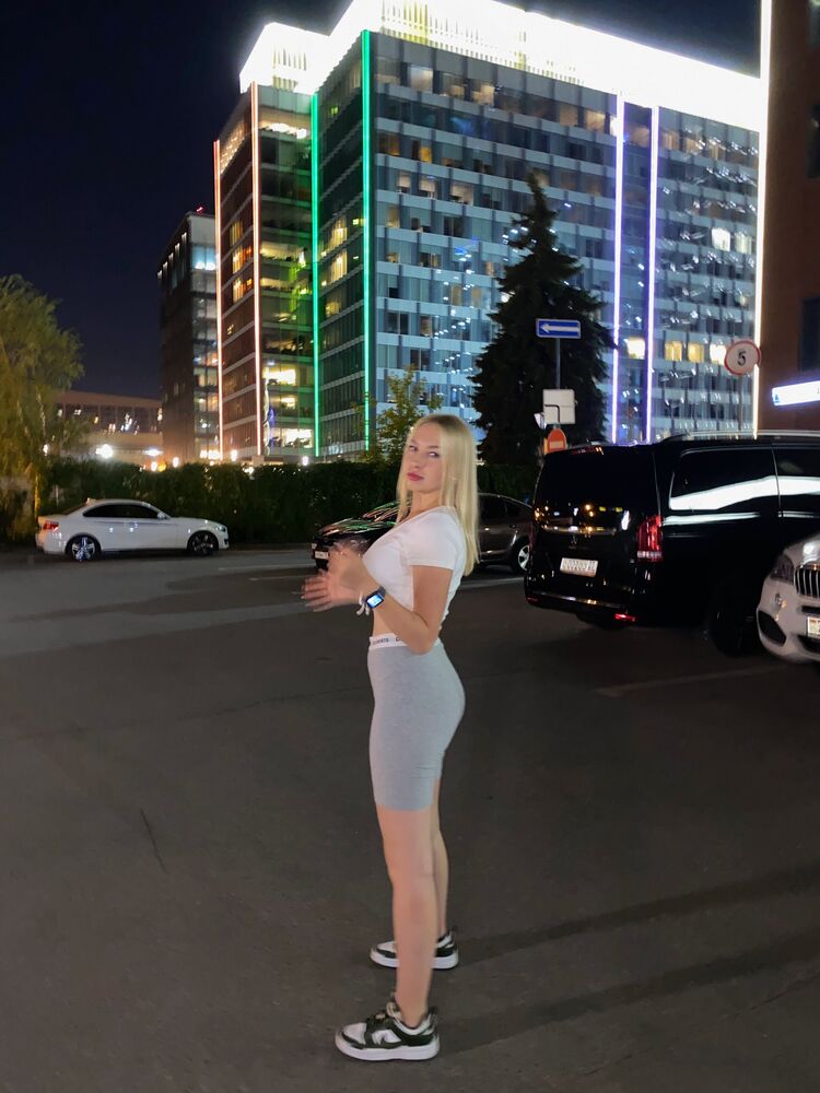  -,   , 22 ,   