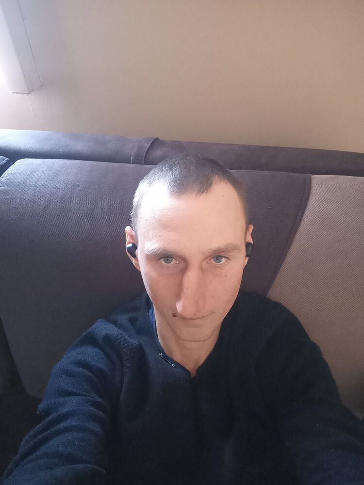  42906728  , 33 ,    