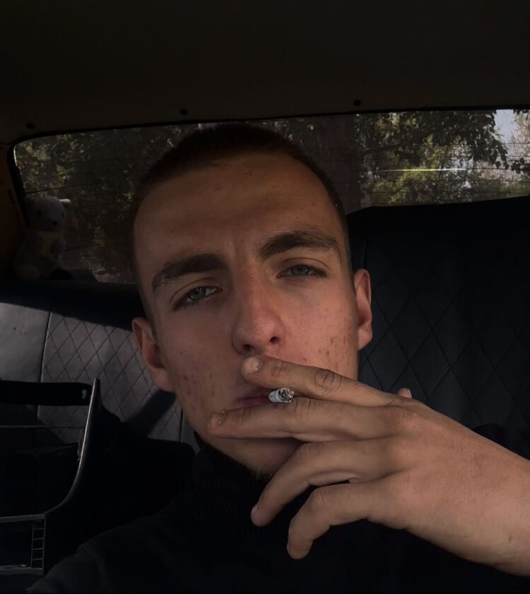  46020638  , 22 ,    