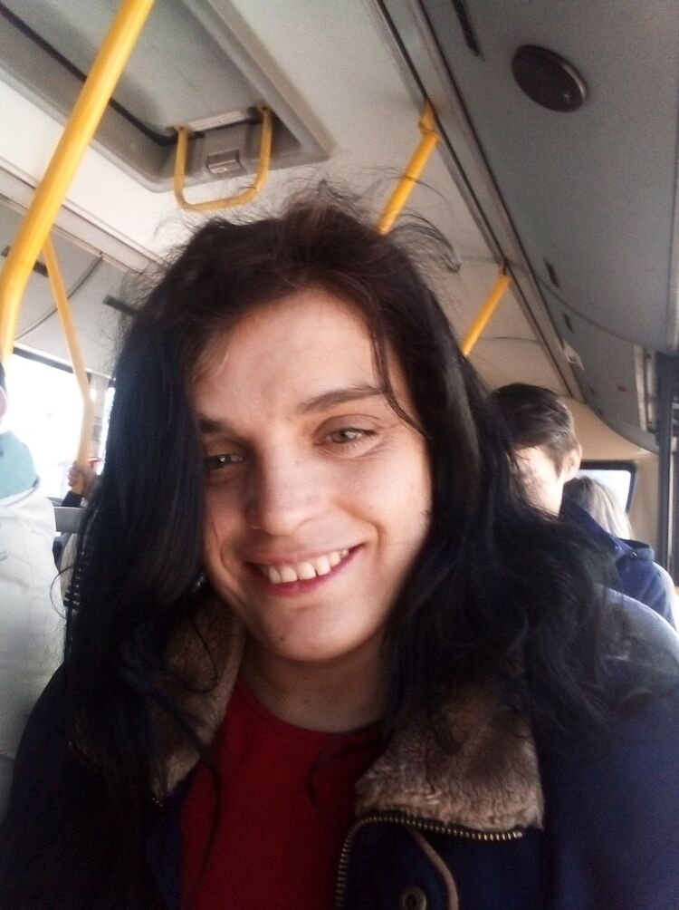  42522018  , 40 ,    