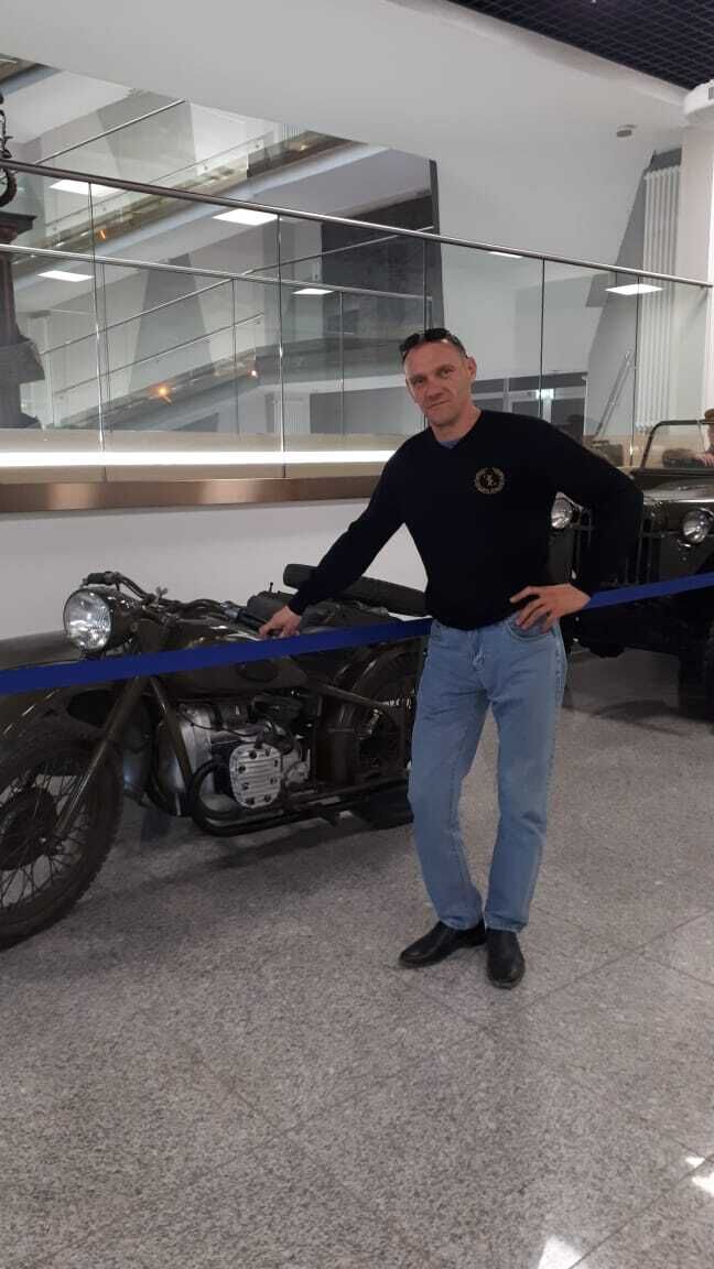  48855038  , 48 ,    -