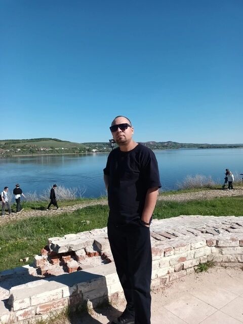  49883288  , 37 ,    