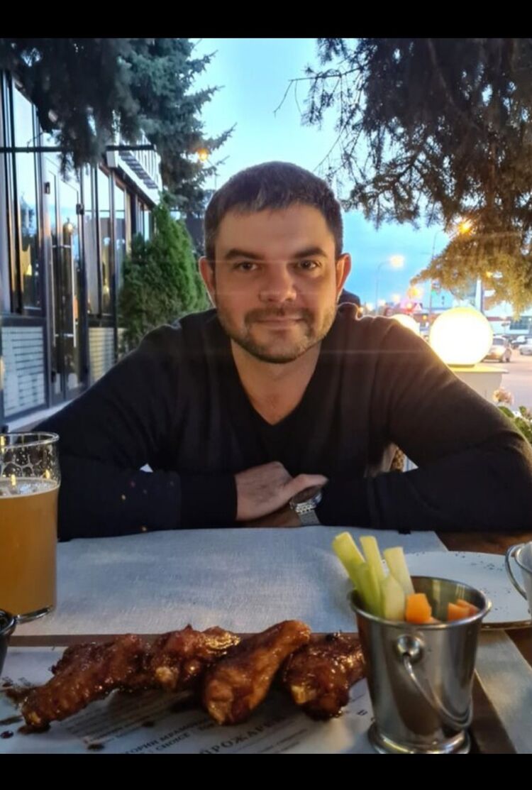  54434628  Artem, 36 ,    