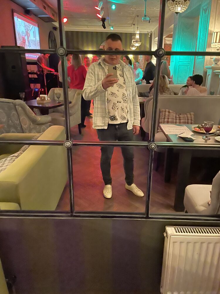  33757608  , 41 ,    