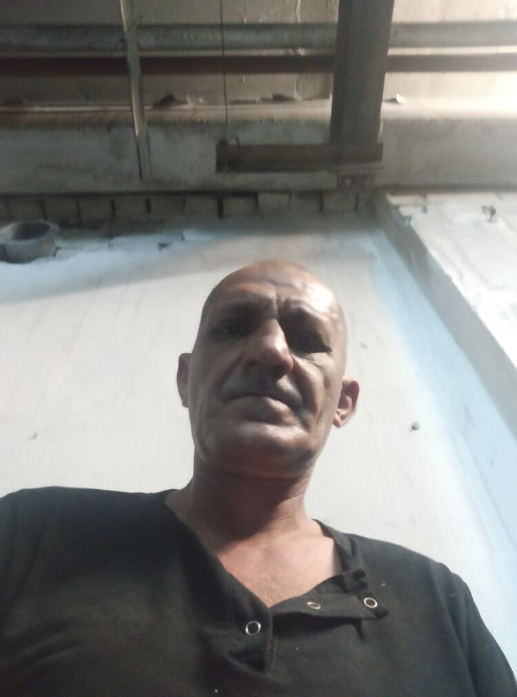  28573598  , 57 ,    