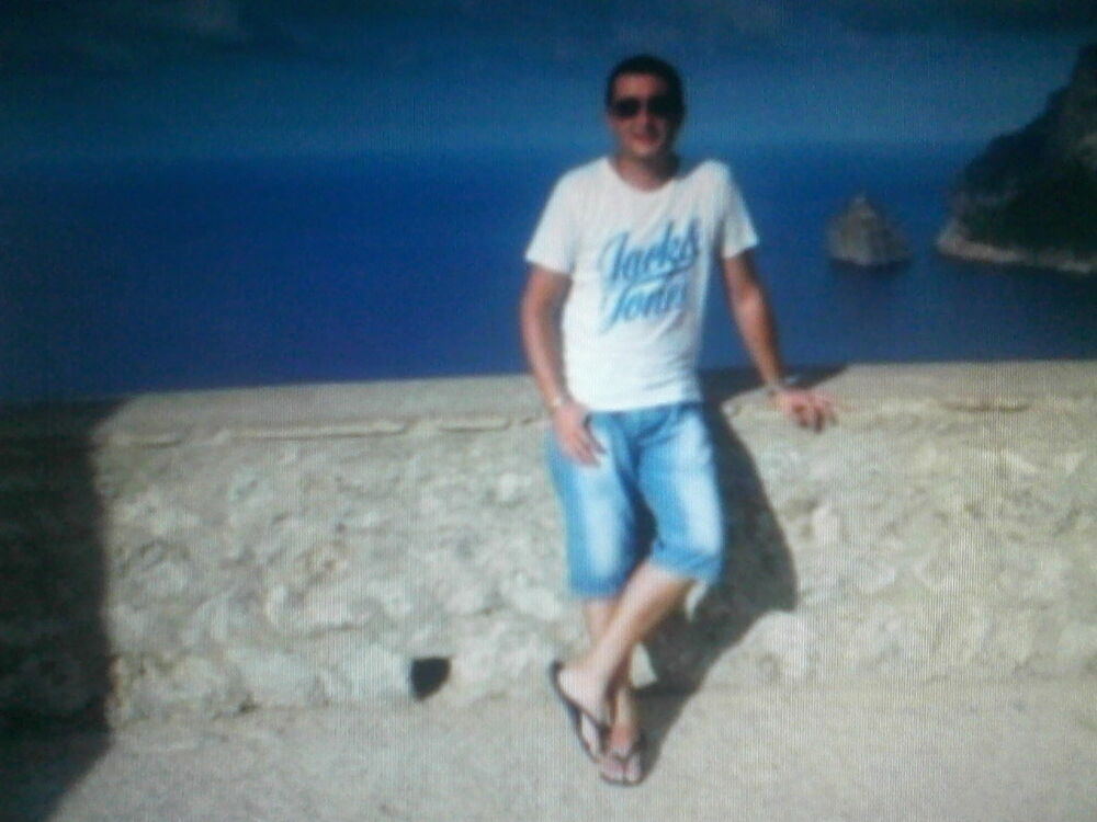  ,   Sascha, 40 ,   ,   , c , 