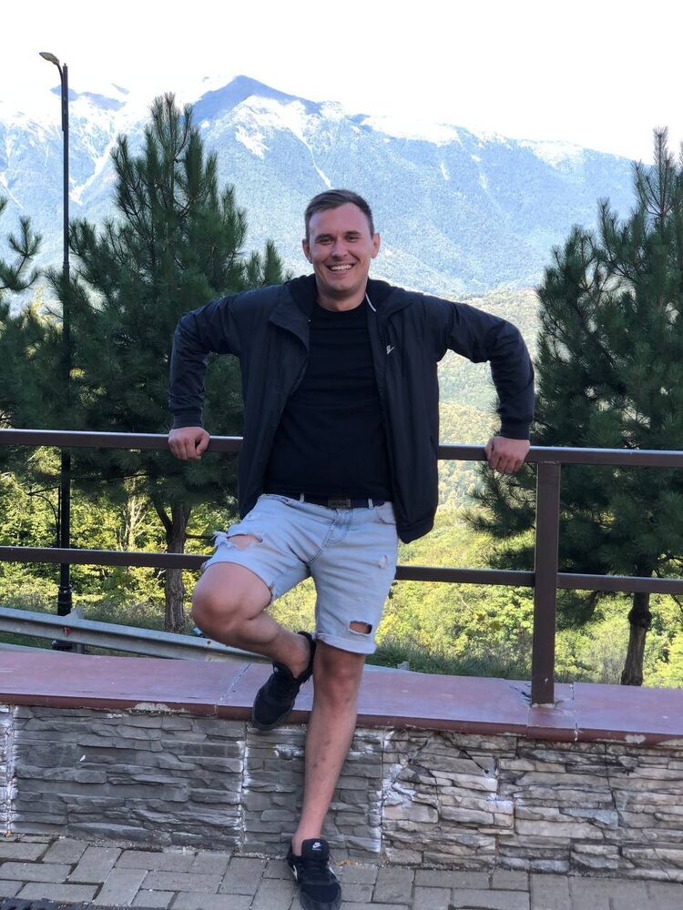  30777938  , 33 ,    --