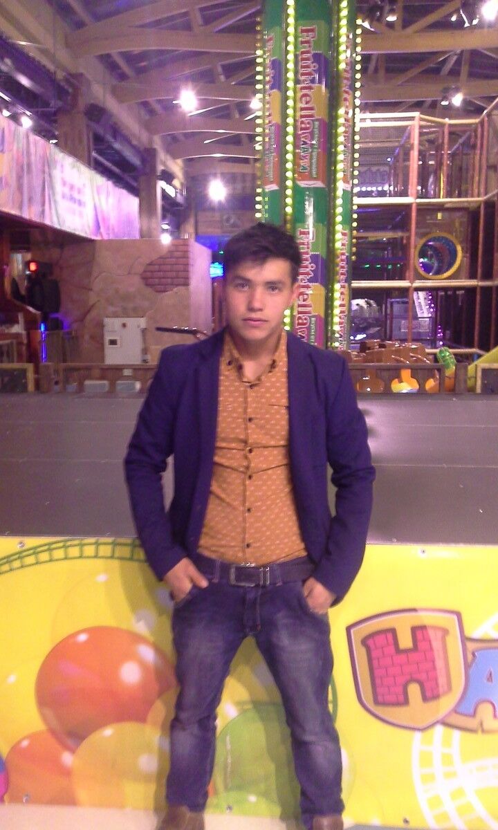  -,   Murod, 31 ,   