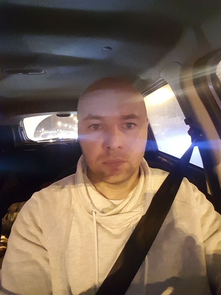  52625158  , 45 ,    