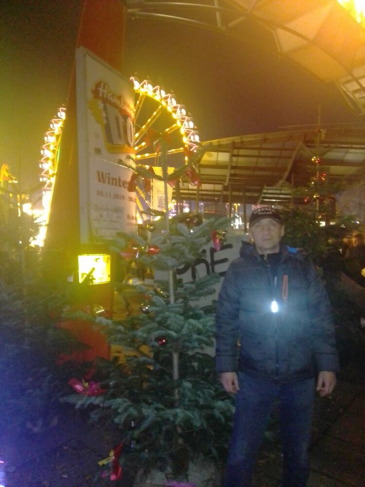  18388728  Igorj, 53 ,    