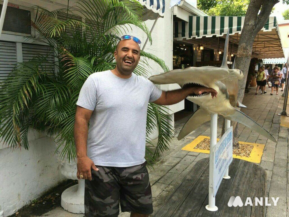  41057298  Aziz, 48 ,    