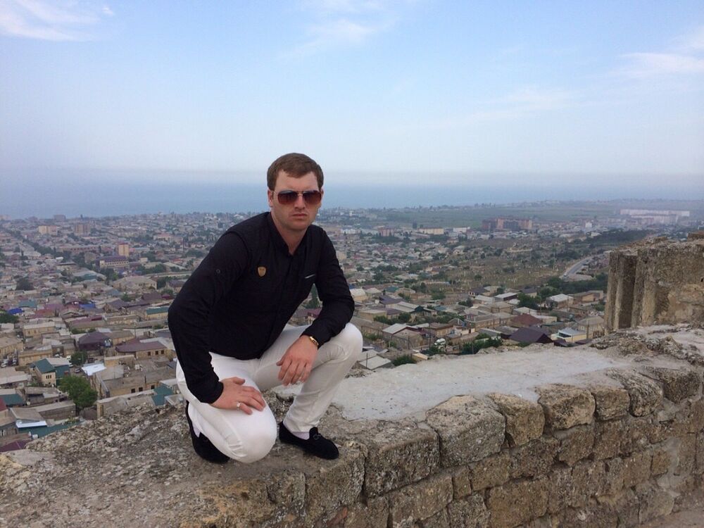  10654668  GOSPODIN, 35 ,    