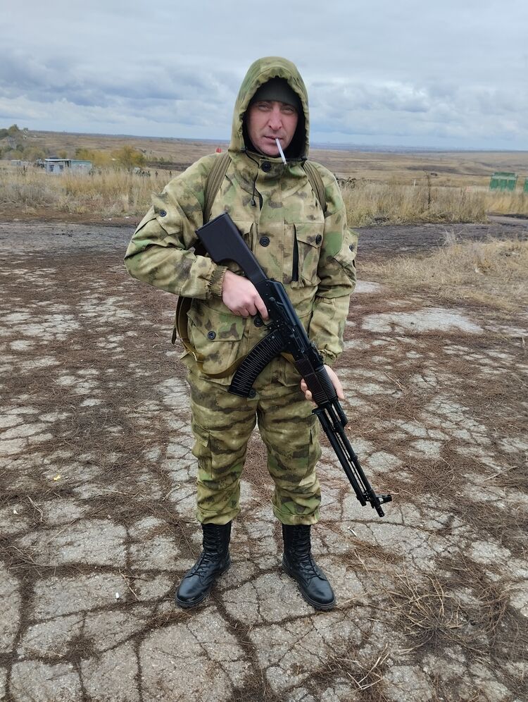  30351588  Aleksandr, 39 ,    