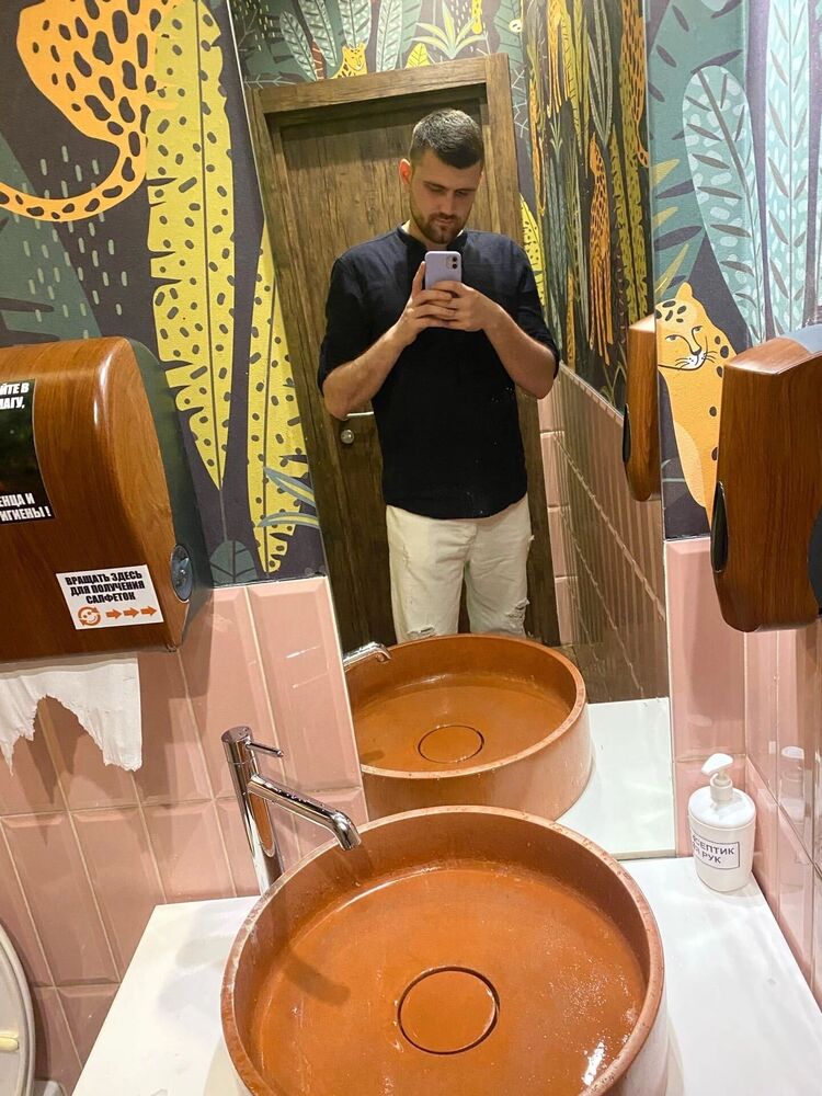  28527798  , 29 ,    