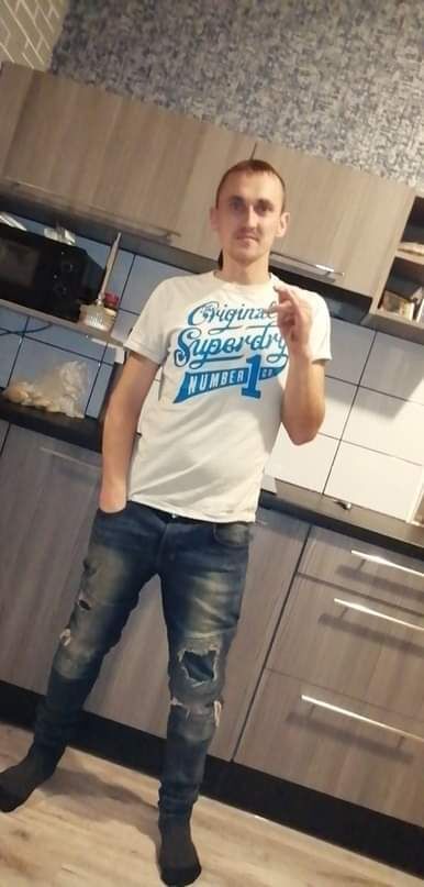  44790558  , 33 ,    