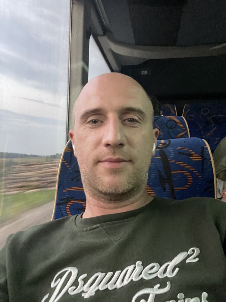 28310108  , 42 ,    