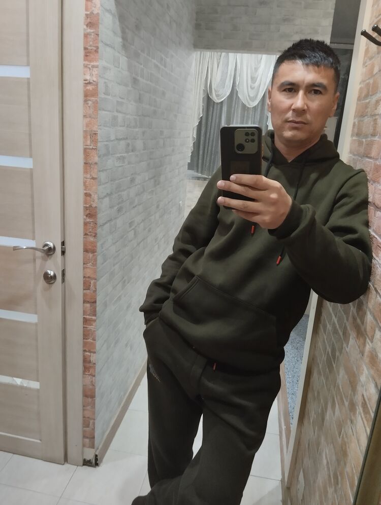  33071938  , 36 ,    