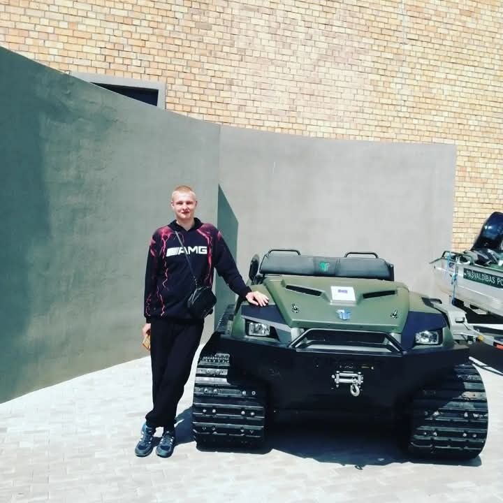  ,   , 19 ,   c 