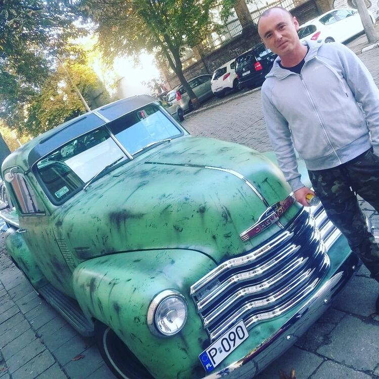  17911278  Nikolay, 33 ,    