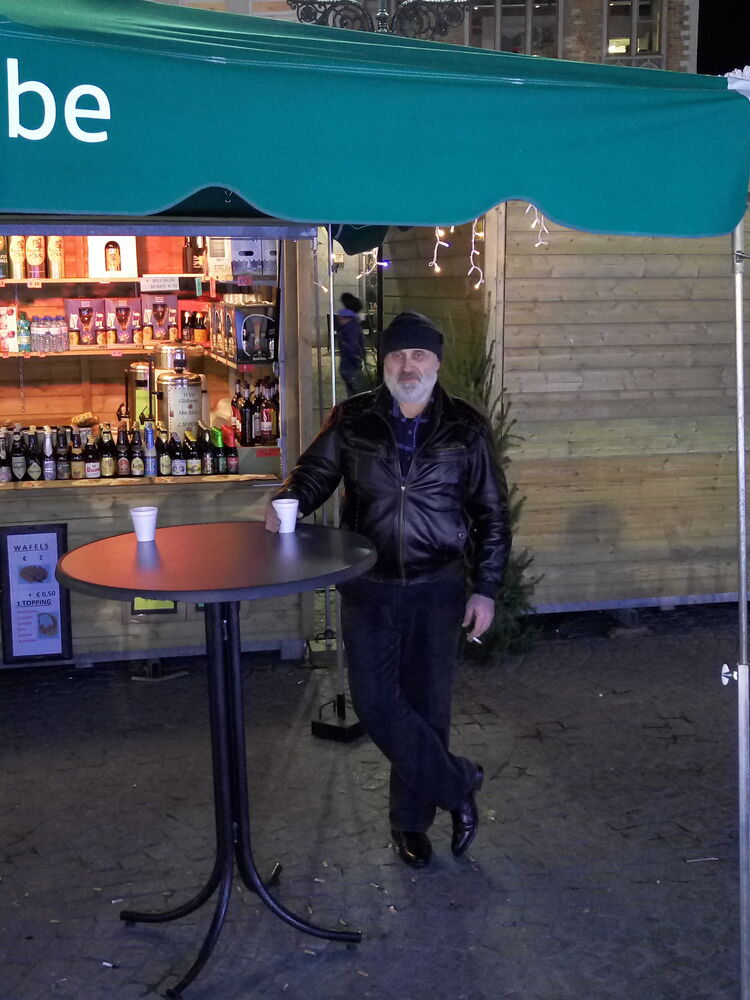  ,   Igor, 62 ,   ,   