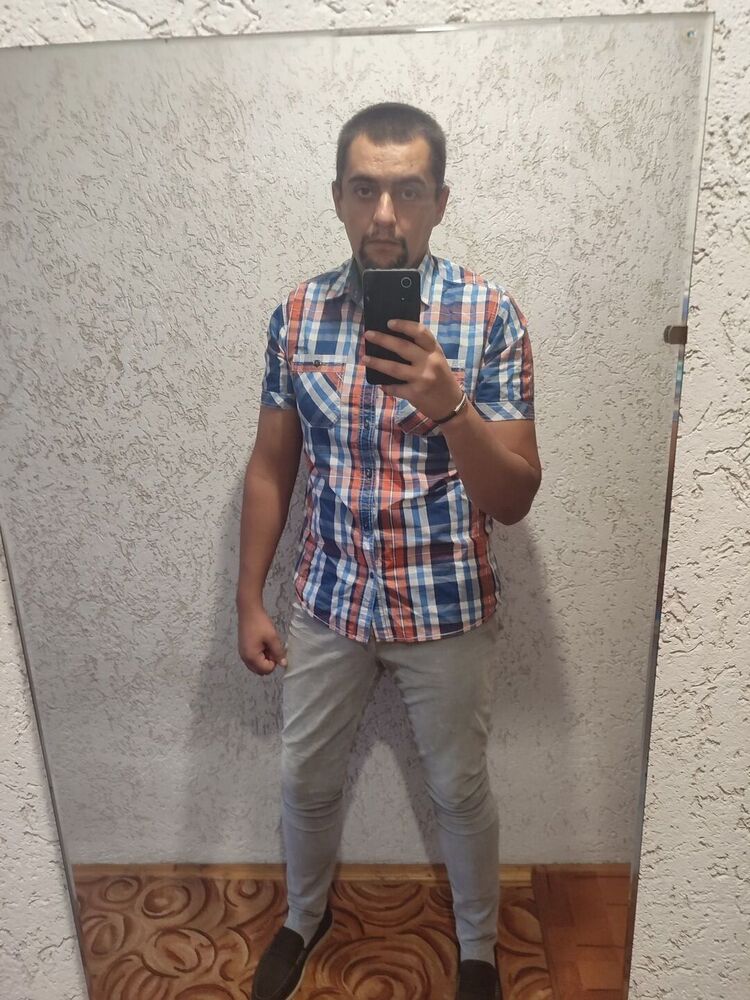  47285468  KapelaN, 33 ,    