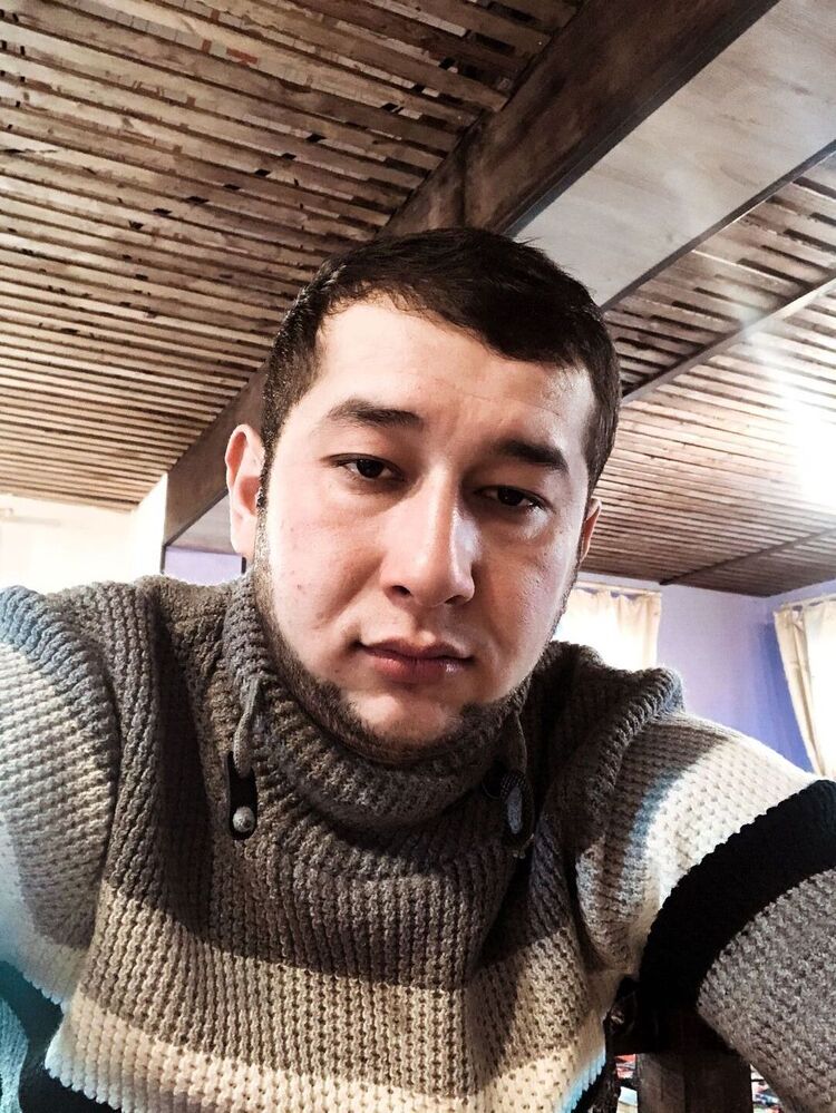  31067828  , 27 ,    
