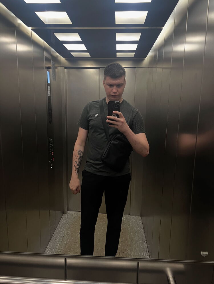  53621018  , 33 ,    -