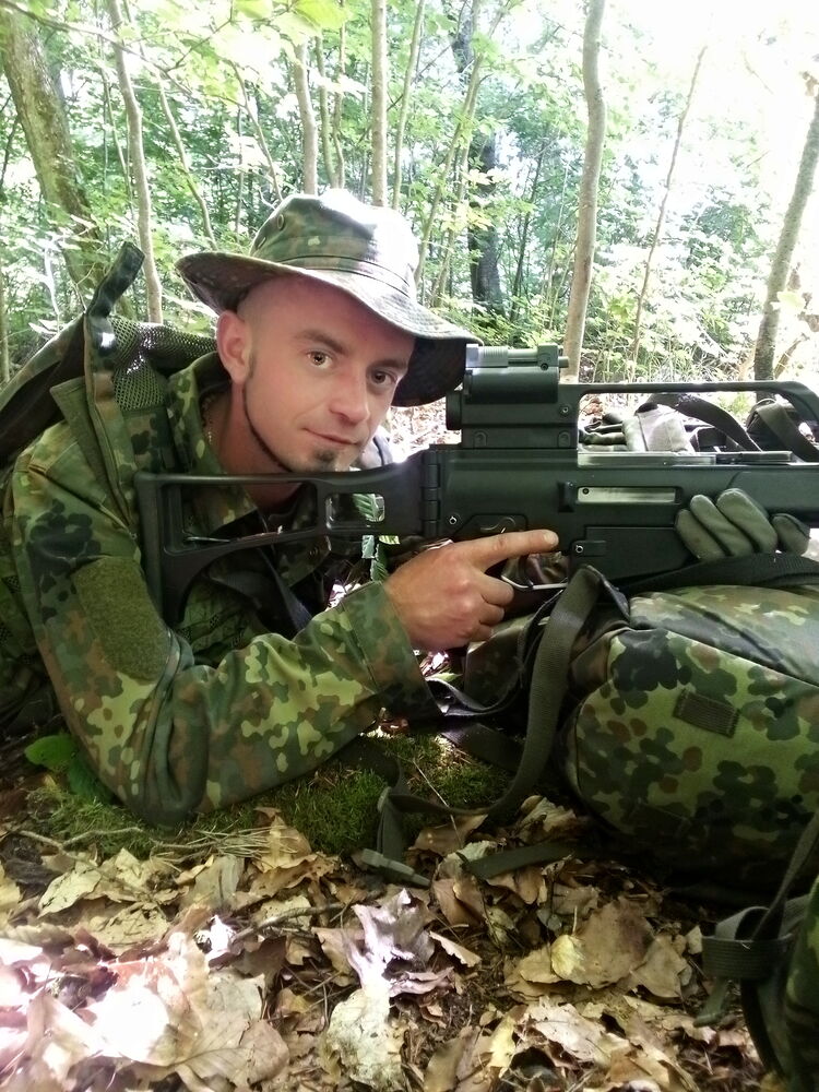  ,   Romik, 29 ,   ,   