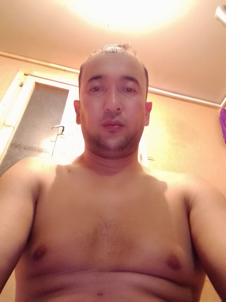  34242388  Ilhom, 33 ,    -