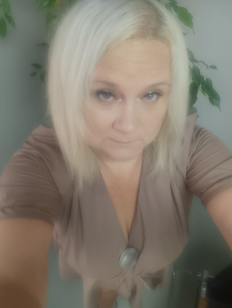  52969018  , 49 ,    