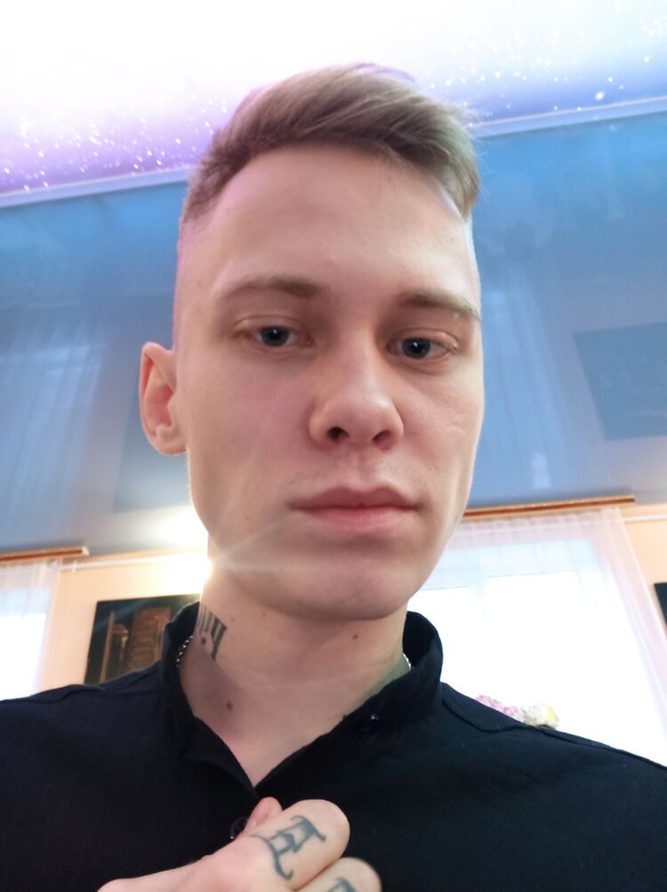  30513668  , 27 ,    