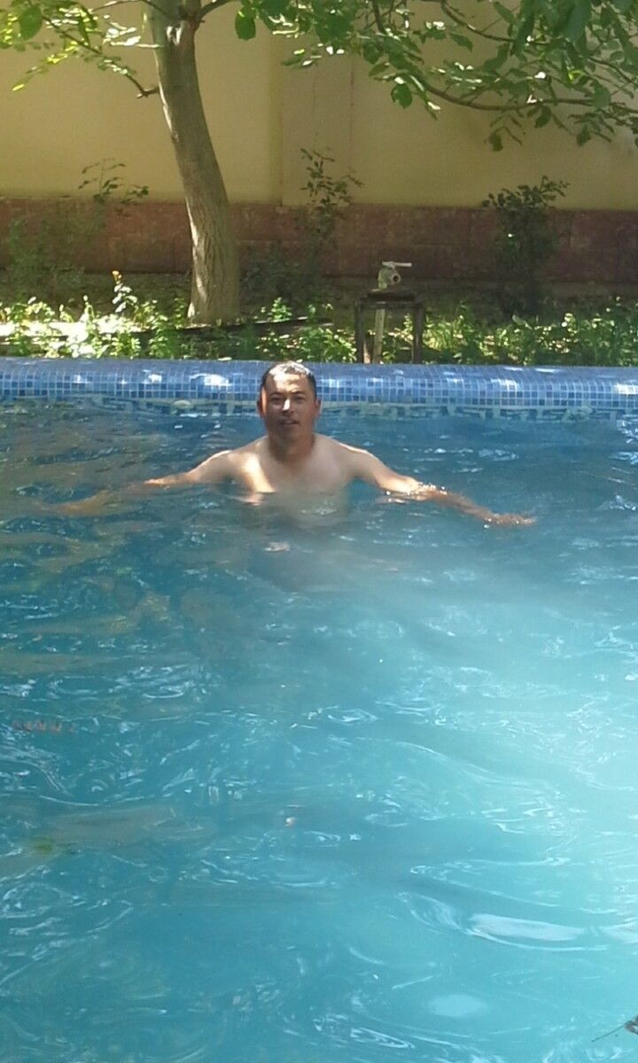  ,   Farruh, 40 ,   ,   , c 