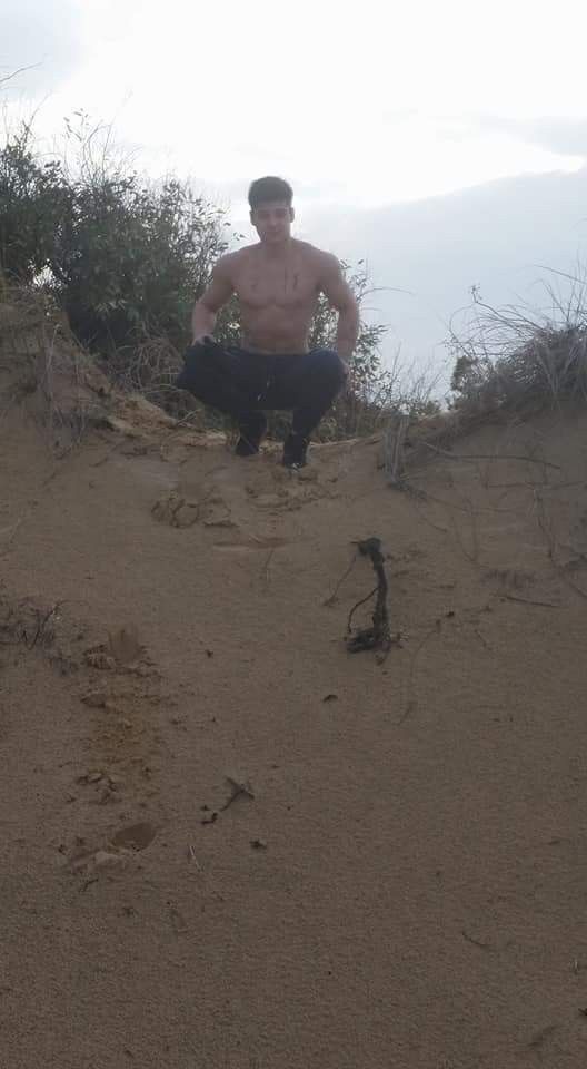  Holon,   , 33 ,  