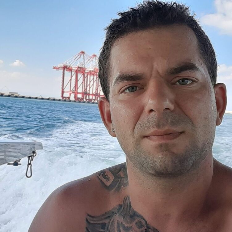  ,   Mike, 36 ,   ,   