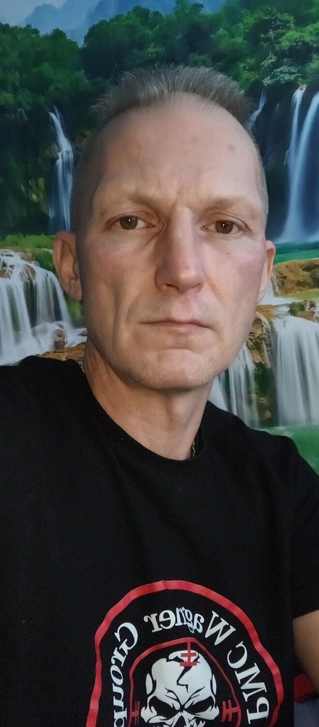  53529698  , 49 ,    
