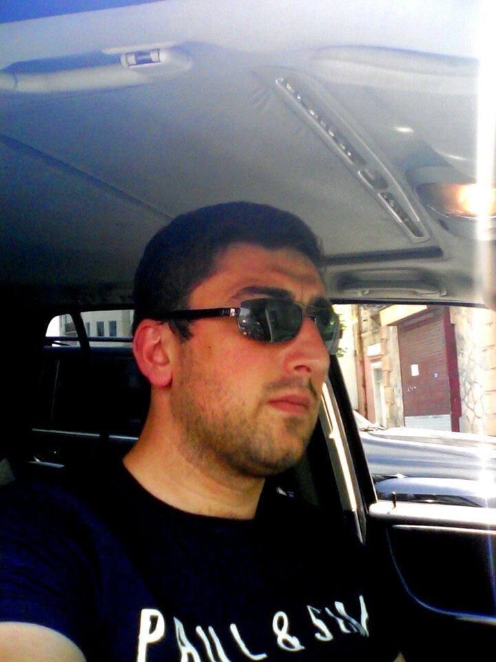  8512328  Merabi, 38 ,    